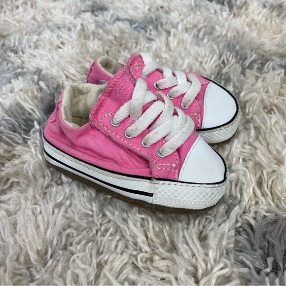 Baby Converse Pink Velcro Slip On Sneakers Chuck Taylors barbie - Picture 1 of 6